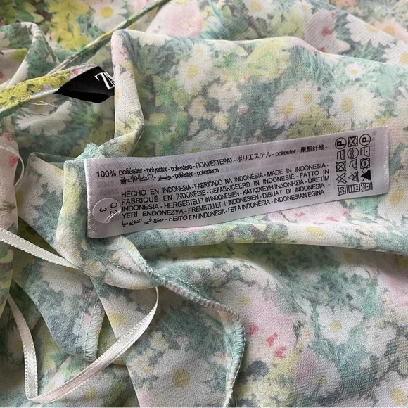 Zara Floral Print Sheer Wrap Blouse Size Small - Picture 5 of 7